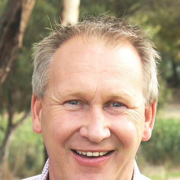 Robert de Jonge (Sales) Dukes Real Estate ST MARYS