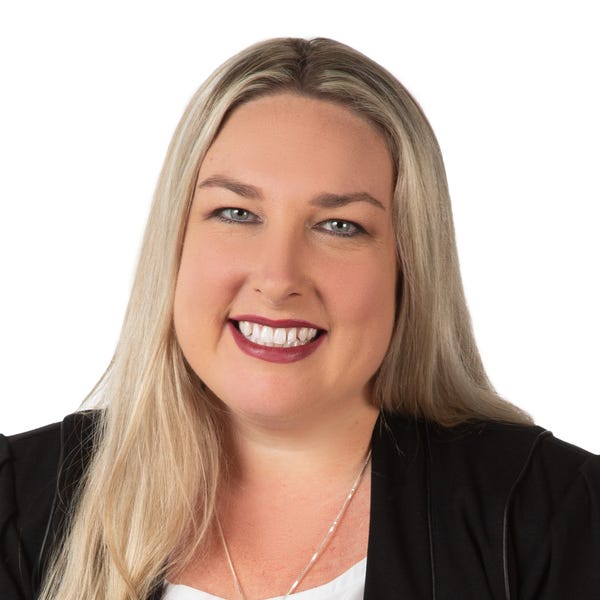 Victoria PosseltSmith Radi Estates INGLEWOOD