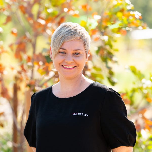 Taurie Brieschke Elf Realty Hatton Vale