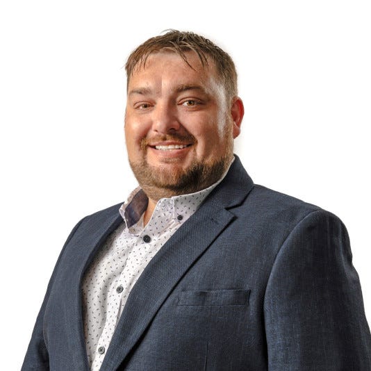 Marc Griffin LJ Hooker Townsville BELGIAN GARDENS