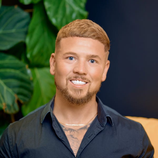 Josh Buggy Raine & Horne Robina Mudgeeraba Nerang realestate