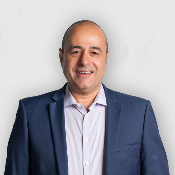 Denis Stavropoulos - James Perry - Oakleigh - realestate.com.au