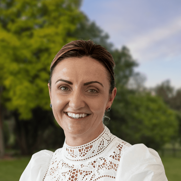 Renee Hunt Warburton Estate Agents MUSWELLBROOK