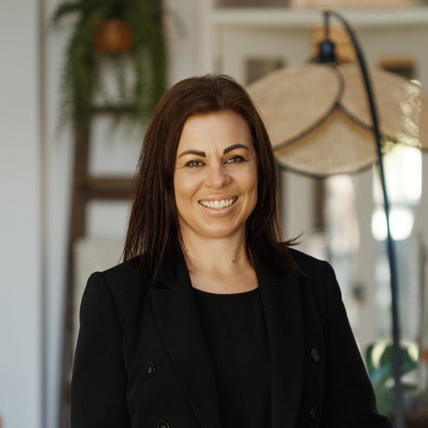 Michelle Elf Gary J Smith Real Estate (RLA 150557) PLYMPTON