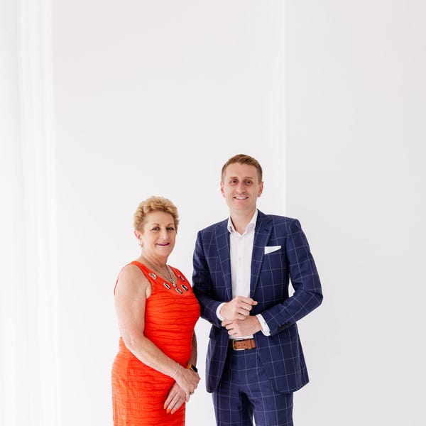 Team Vivian Vivian's Real Estate MOSMAN PARK