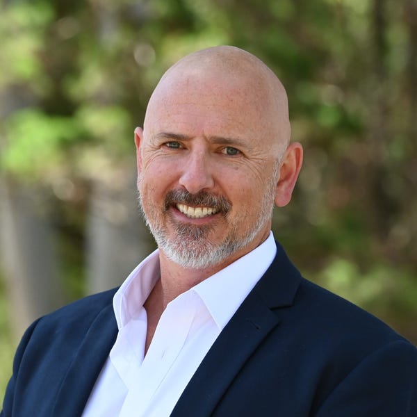 Jamie Thompson Ray White Flagstaff Hill RLA284838