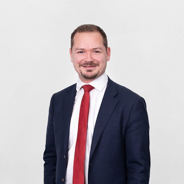 Josh Larkin Barry Plant Frankston FRANKSTON