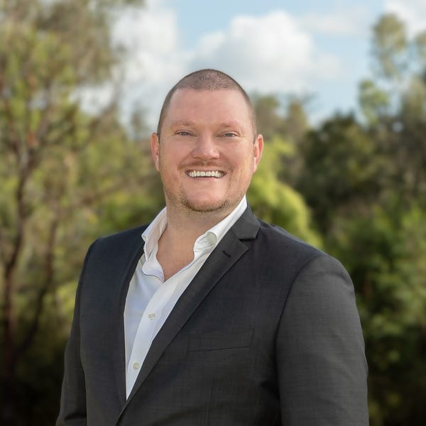 Aaron Geary Ray White Doreen