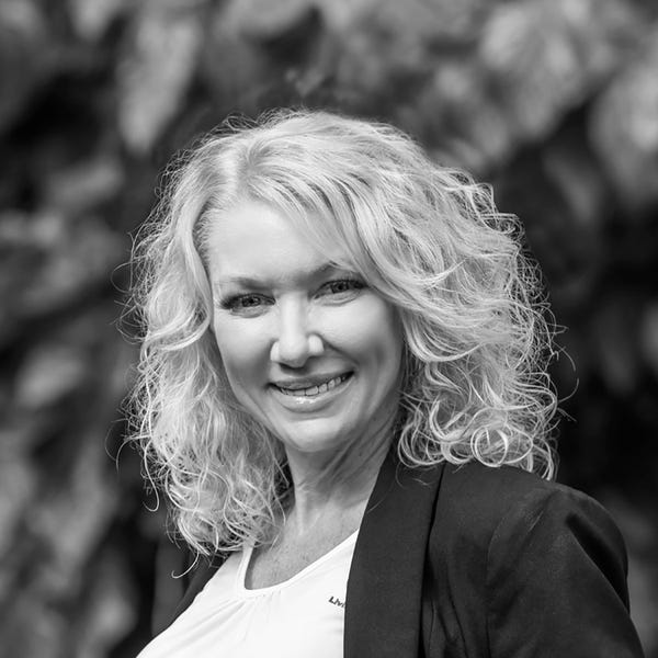 Sonia Geaney Century 21 Living Local WOOMBYE