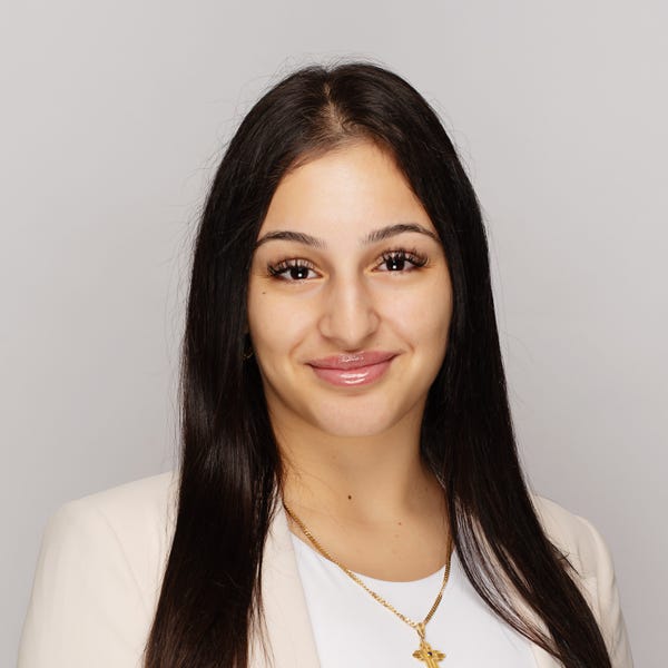 Deana Sgoutas Taarnby Real Estate (RLA 316352)