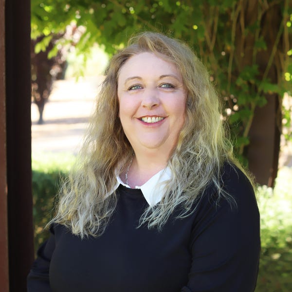 Sharryn Noonan First National Real Estate Peoples Choice (RLA