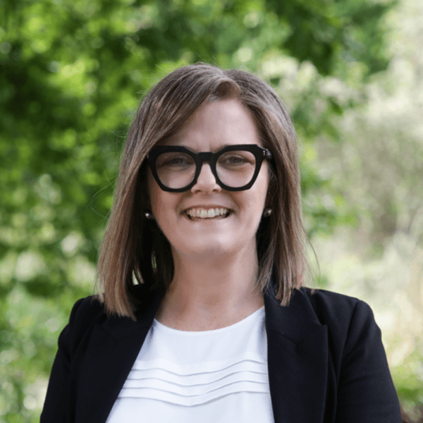 Carolyn Harris Ray White Camperdown