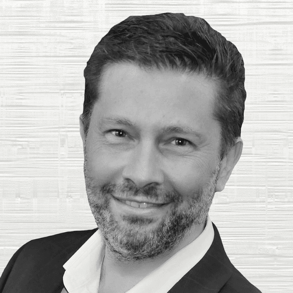 Warren Hulstaert Century 21 POINT COOK