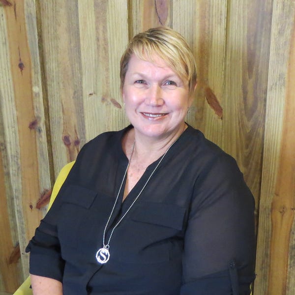 Sue Perry Nutrien Harcourts McCathies AYR