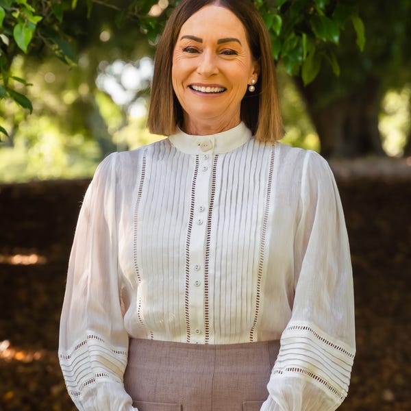 Robyn Hoare