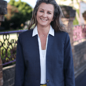 Tracie Robertson