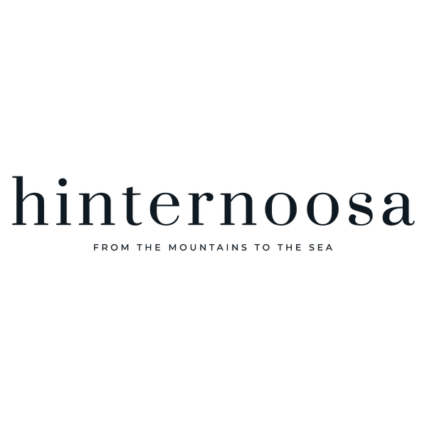 Hinternoosa - Noosa Hinterland logo