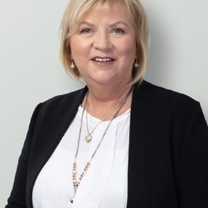 Noeline Ross