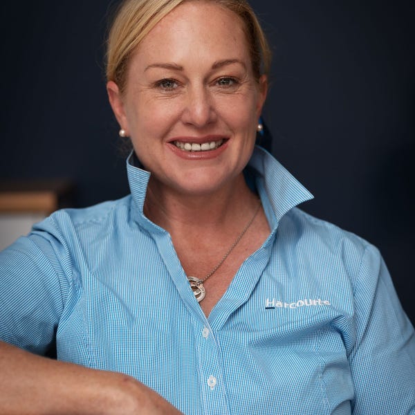 Lizzy Howard