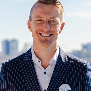 Simon Caulfield