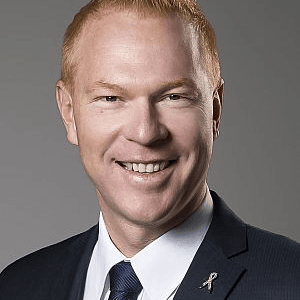 Steve Turner