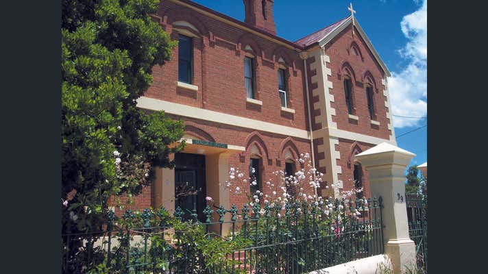 39 Isabella Street Queanbeyan Nsw 2620 Hotel Leisure For 39 Isabella Street Queanbeyan Nsw 2620 Image 1