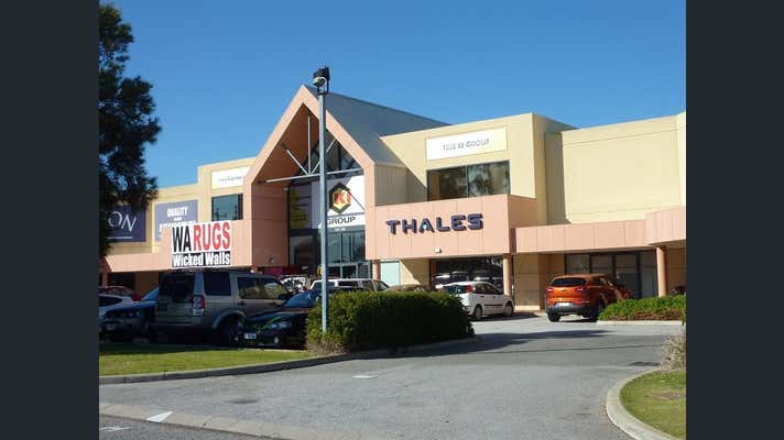 Leased Showroom & Large Format Retail at 14-16 Commodore Drive ...
