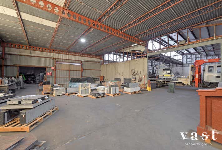 28 Hines Road O'Connor WA 6163 - Image 4