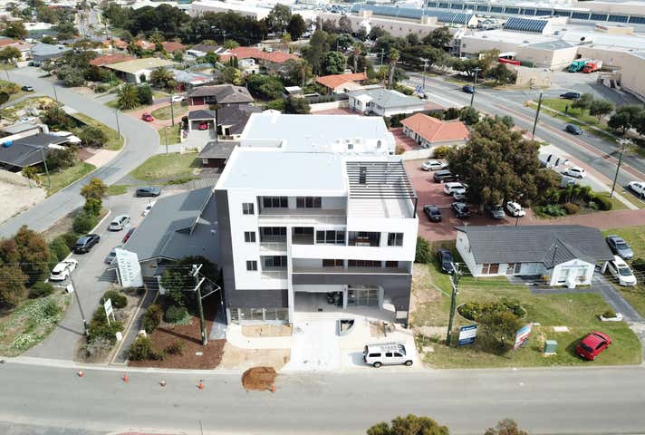 13 & 14, 31 Green Road Hillarys WA 6025 - Image 3