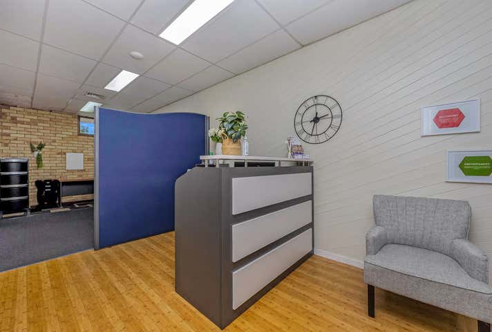 3/42 Ross River Road Mundingburra QLD 4812 - Image 5