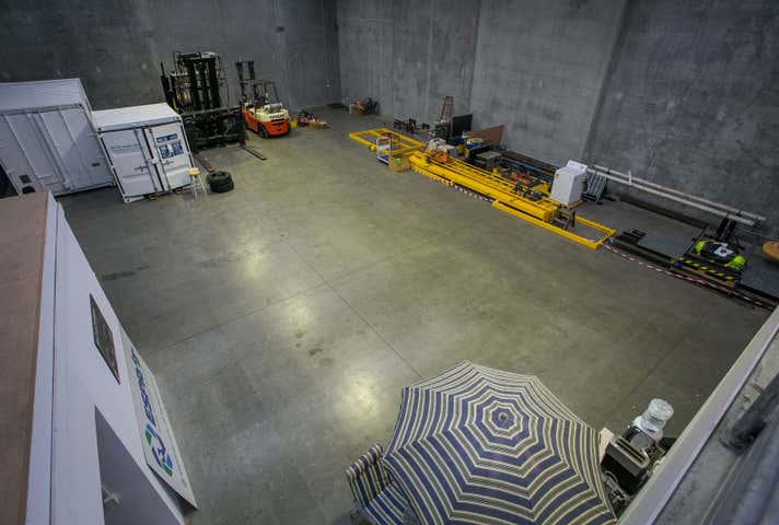 Unit 1, 4 Mallaig Way Canning Vale WA 6155 - Image 4