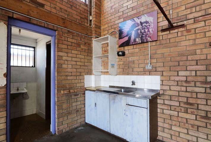 244 Treasure Road Welshpool WA 6106 - Image 22