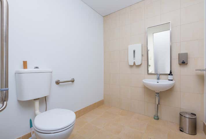 2/40 St Quentin Avenue Claremont WA 6010 - Image 15