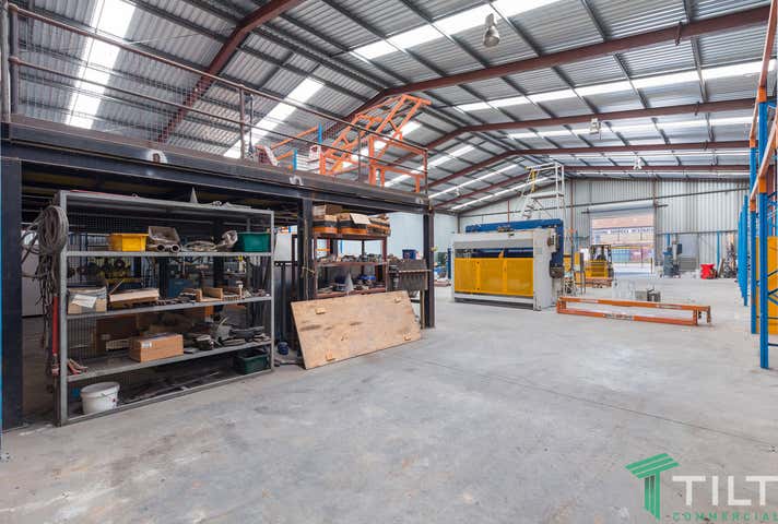 3 Thorpe Way Kwinana Beach WA 6167 - Image 17