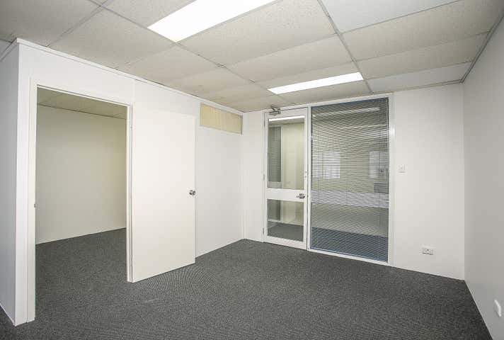 15/7 Kintail Road Applecross WA 6153 - Image 3