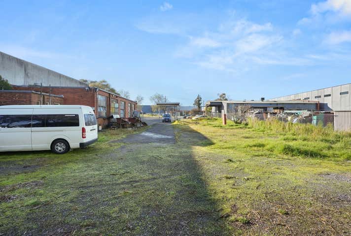 188 Rooks Road Vermont VIC 3133 - Image 8