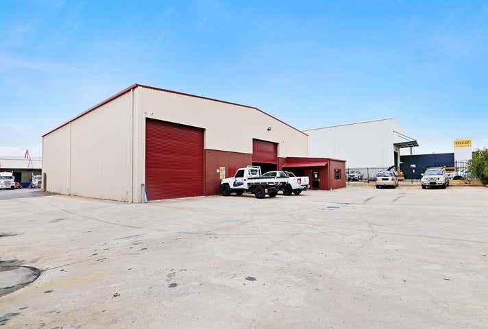 10 Harrison Road Forrestfield WA 6058 - Image 15