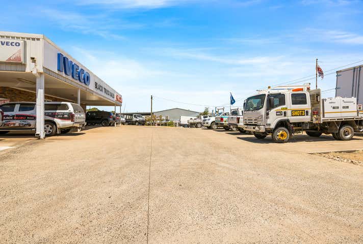 494-498 Boundary Road Wilsonton QLD 4350 - Image 11