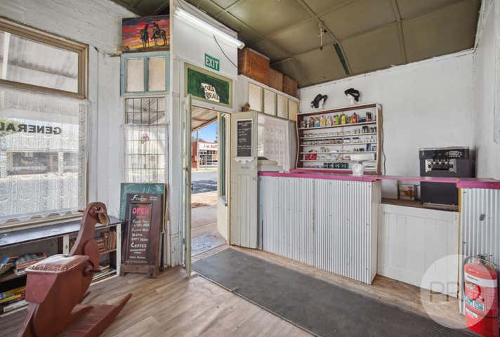 16A Anna Street Urana NSW 2645 - Image 19