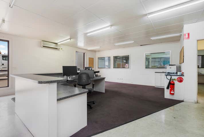 104 Harpin Street East Bendigo VIC 3550 - Image 2