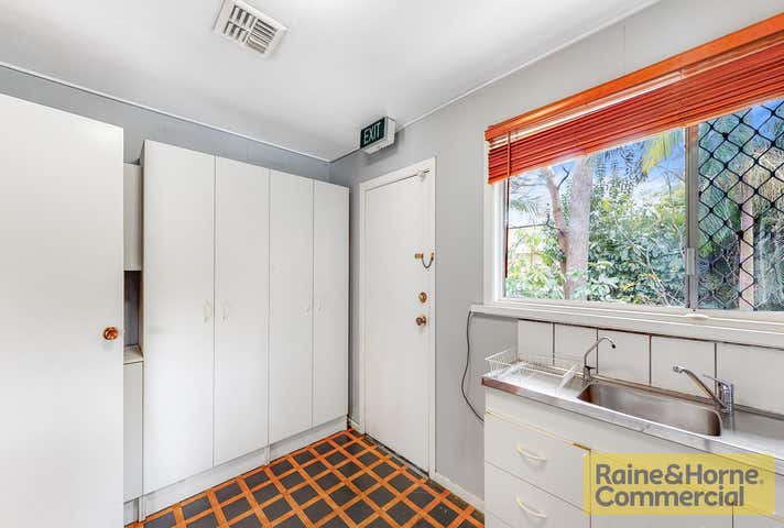 2/22 Ferny Way Ferny Hills QLD 4055 - Image 5