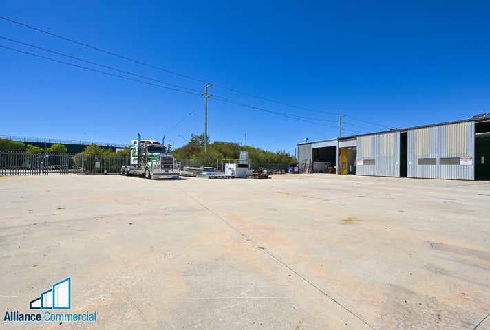 13 Baldwin Street Kewdale WA 6105 - Image 9