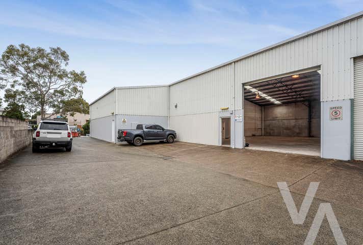 2/12 Callistemon Close Warabrook NSW 2304 - Image 1