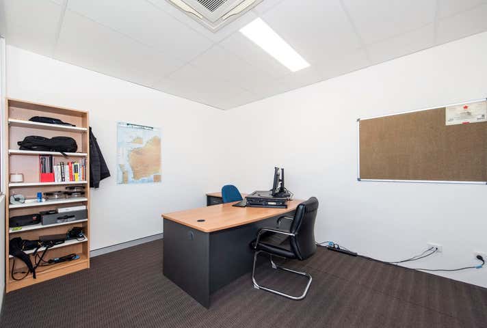 1/216 Fulham Street Cloverdale WA 6105 - Image 11