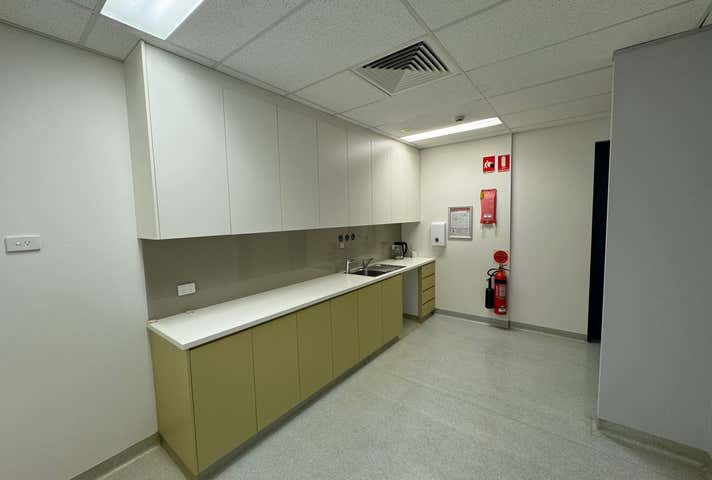 GF & 201, 122 Walker Street Townsville City QLD 4810 - Image 9