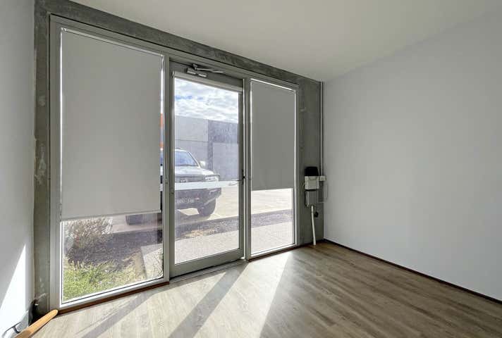 Unit 15, 37 Supreme Loop Wangara WA 6065 - Image 8