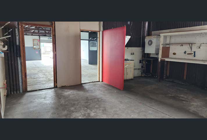 5 Surfers Avenue Mermaid Beach QLD 4218 - Image 8