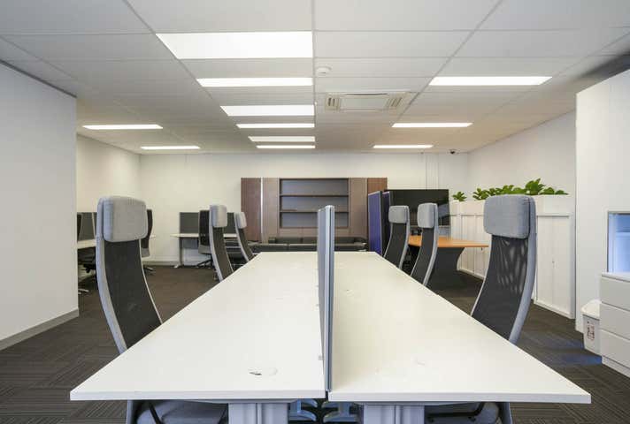 6/1 Merino Entrance Cockburn Central WA 6164 - Image 15