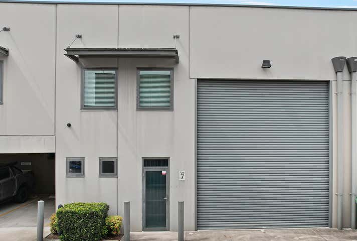 7/13 Lyell Street Mittagong NSW 2575 - Image 1