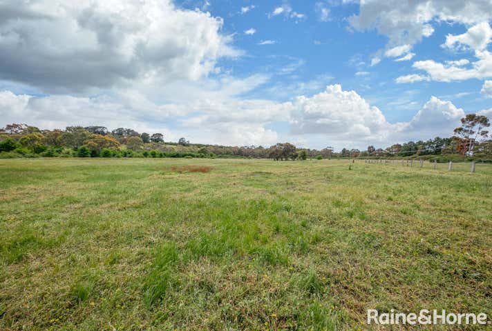 163 Main Road Riddells Creek VIC 3431 - Image 5